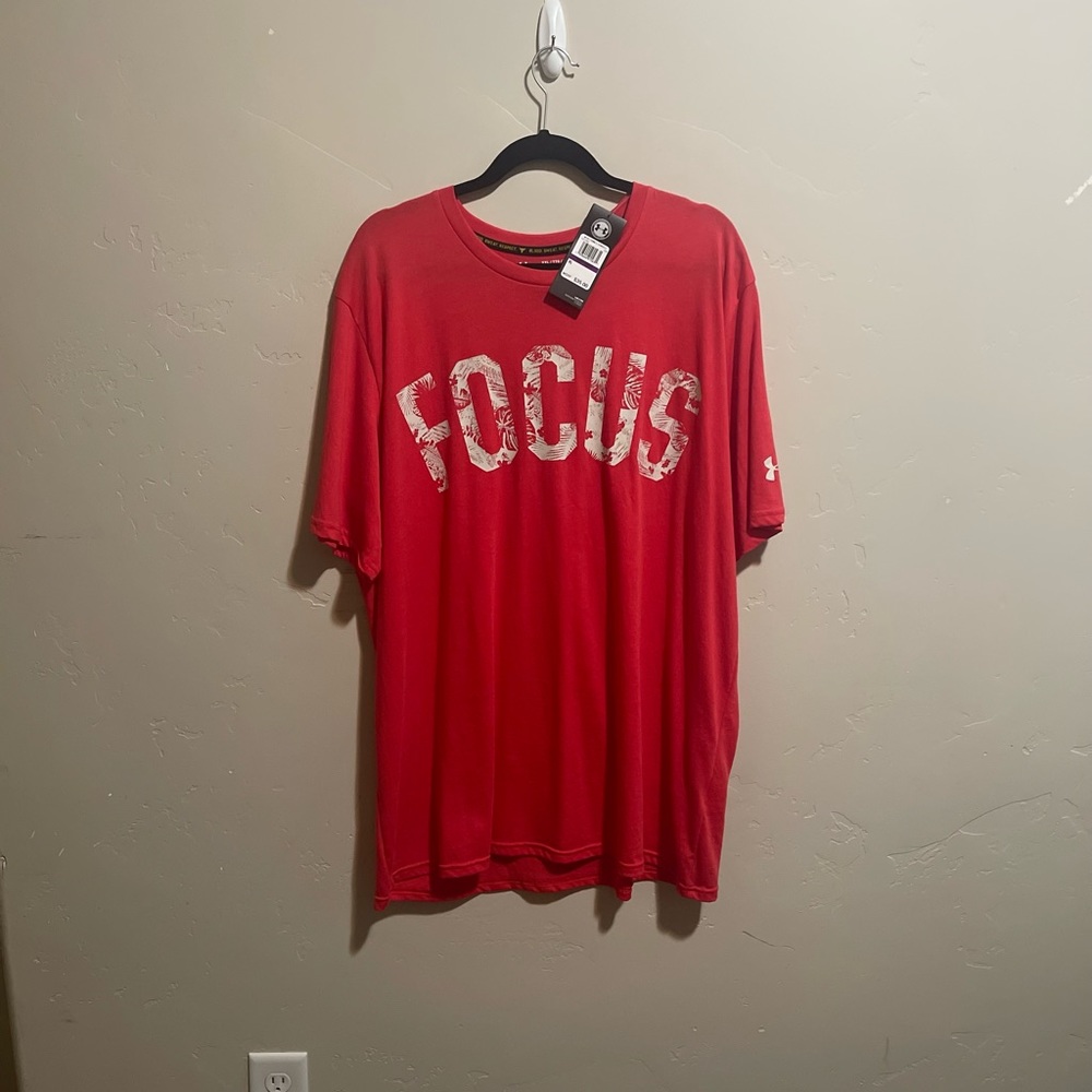 Under Armour Project Rock T-Shirt! Men’s XXL. NWT!
